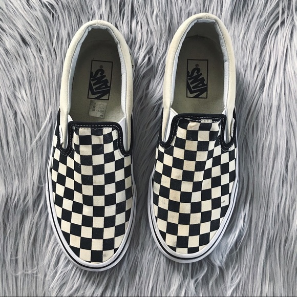 checkered vans size 9